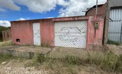 Casa em IACU - BA