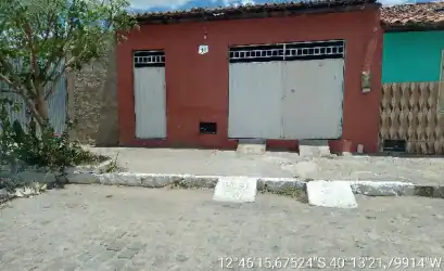 Casa em IACU - BA