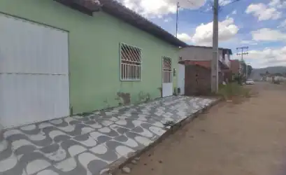 Casa em IACU - BA