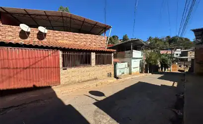Casa em VISCONDE DO RIO BRANCO - MG