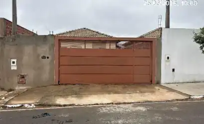 Casa em TAQUARITINGA - SP