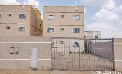 Apartamento em LUZIANIA - GO