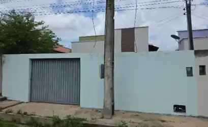Casa em ALTOS - PI