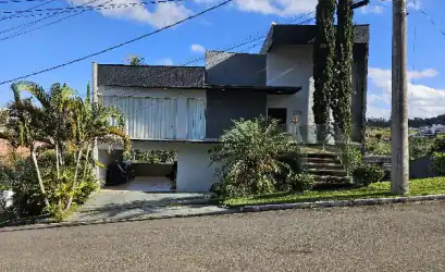 Casa em JUIZ DE FORA - MG