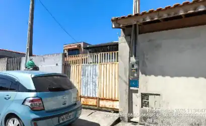 Casa em PINDAMONHANGABA - SP
