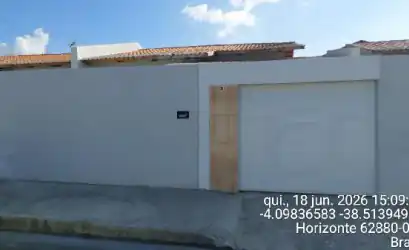 Casa em HORIZONTE - CE