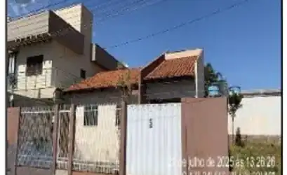 Casa em MINEIROS - GO