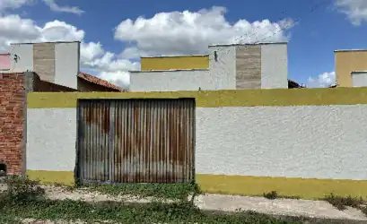 Casa em ALTOS - PI