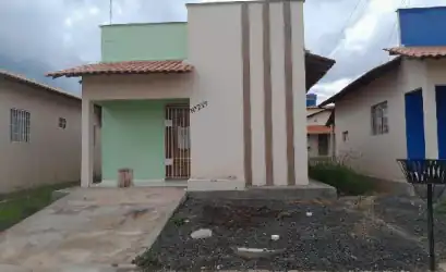 Casa em ALTOS - PI