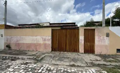 Casa em MOSSORO - RN
