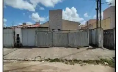 Casa em SANTA RITA - PB