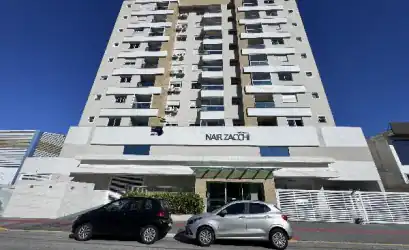 Apartamento em PALHOCA - SC