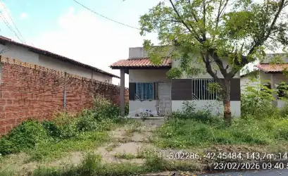Casa em ALTOS - PI