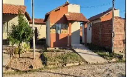 Casa em ALTOS - PI