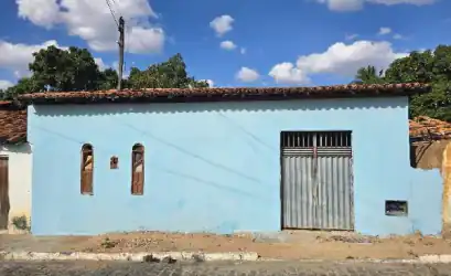Casa em IACU - BA