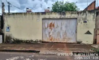 Casa em UBERLANDIA - MG