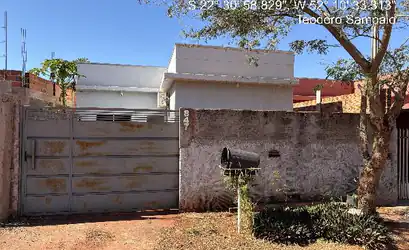 Casa em TEODORO SAMPAIO - SP