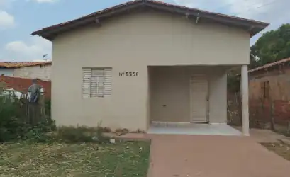 Casa em ALTOS - PI
