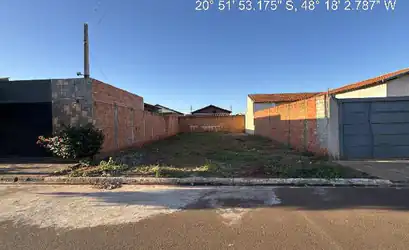 Terreno em VIRADOURO - SP