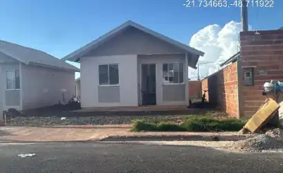 Casa em TABATINGA - SP