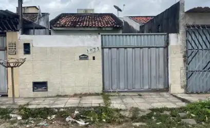 Casa em SANTA RITA - PB
