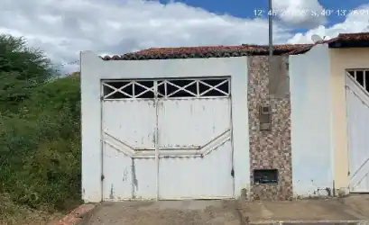 Casa em IACU - BA