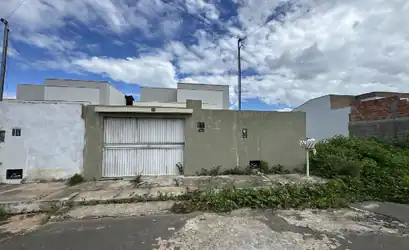 Casa em PIRIPIRI - PI