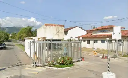 Casa em NOVA IGUACU - RJ