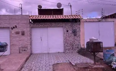 Casa em PACATUBA - CE