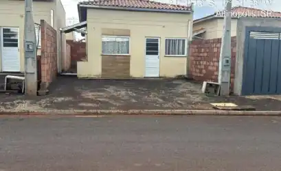 Casa em ALTINOPOLIS - SP