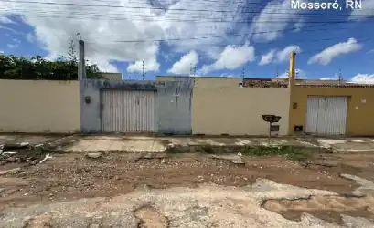 Casa em MOSSORO - RN