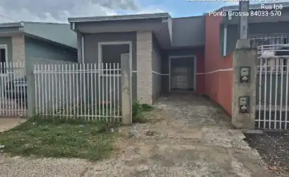 Casa em PONTA GROSSA - PR