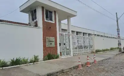 Casa em FORTALEZA - CE