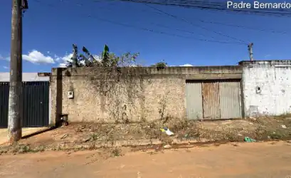 Casa em PADRE BERNARDO - GO