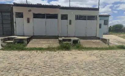 Casa em IACU - BA