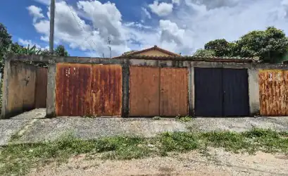 Casa em ESMERALDAS - MG