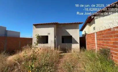 Casa em ARAGUARI - MG