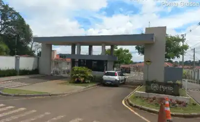 Casa em PONTA GROSSA - PR