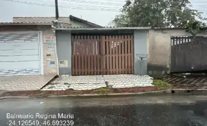 Casa em MONGAGUA - SP