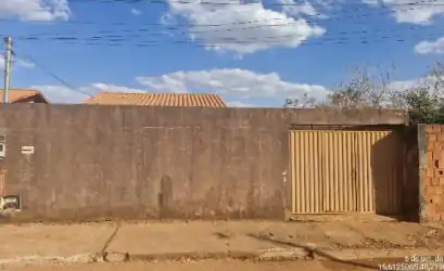 Casa em PADRE BERNARDO - GO