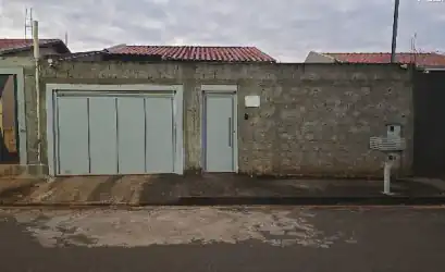 Casa em FRUTAL - MG