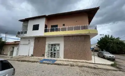 Comercial em IBOTIRAMA - BA