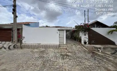 Casa em TEIXEIRA - PB