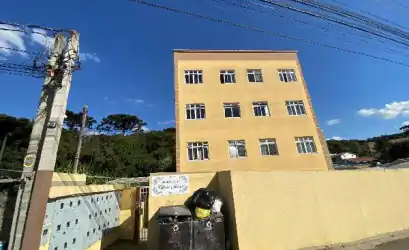 Apartamento em COLOMBO - PR
