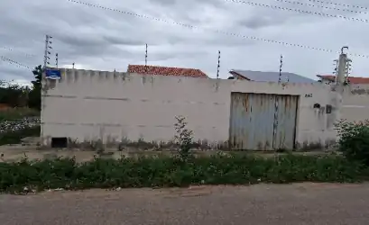 Casa em MOSSORO - RN
