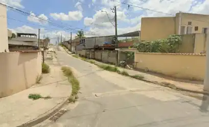 Casa em NOVA IGUACU - RJ
