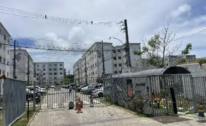 Apartamento em CAMACARI - BA