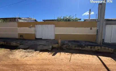 Casa em MOSSORO - RN