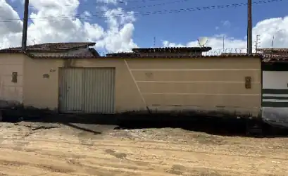 Casa em NOVA VICOSA - BA